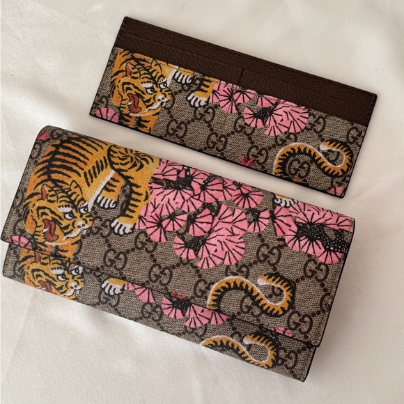 SOLD Gucci GG Supreme Monogram Bengal Continental Wallet With Card Holder - Picture 1 of 12